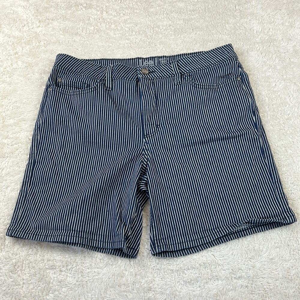 Lee‎ Regular fit mid rise navy and white pinstripe jean shorts, size 34